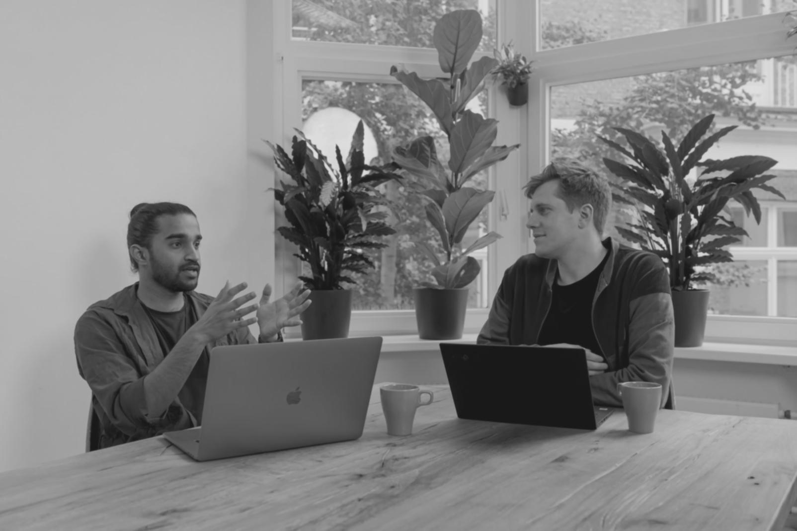 Équipe en réunion de planification